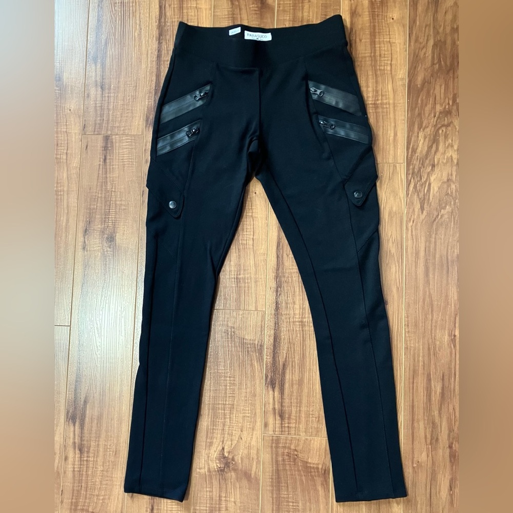 *💜2/20$*NWOT* Black Leggings with Zip Pockets & Cargo Details